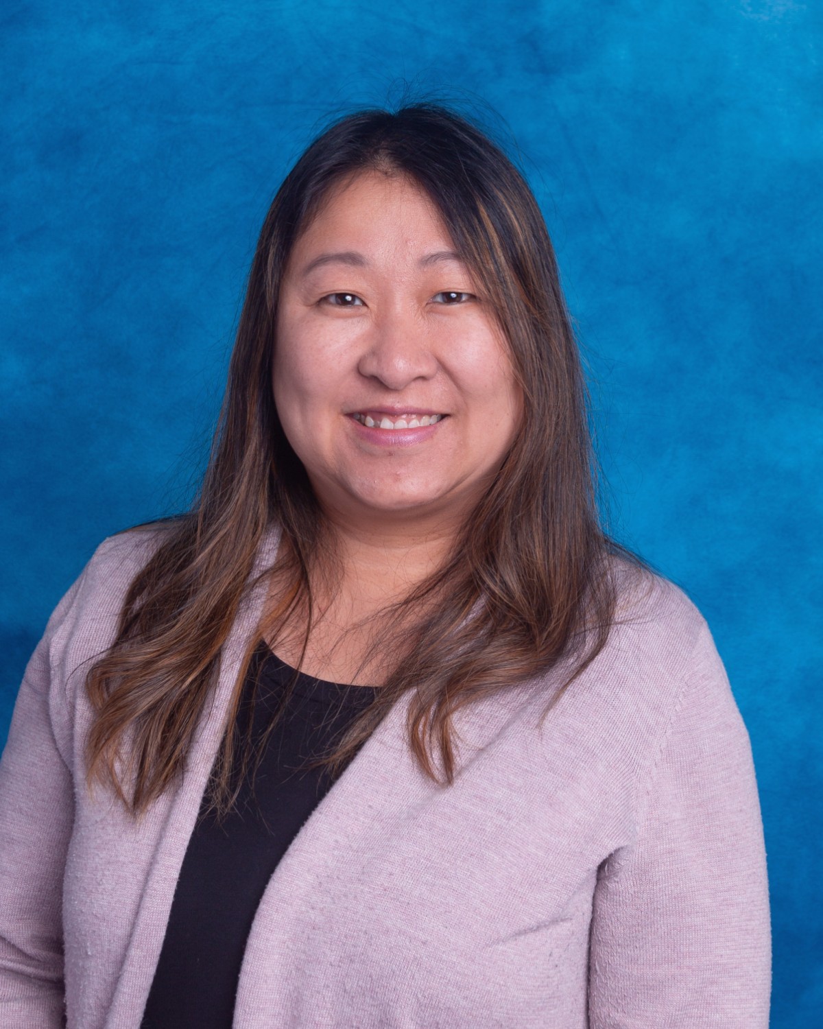 Kery Wong : Admissions & Student Accounts Specialist